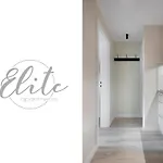 Elite Old Town Center Premium